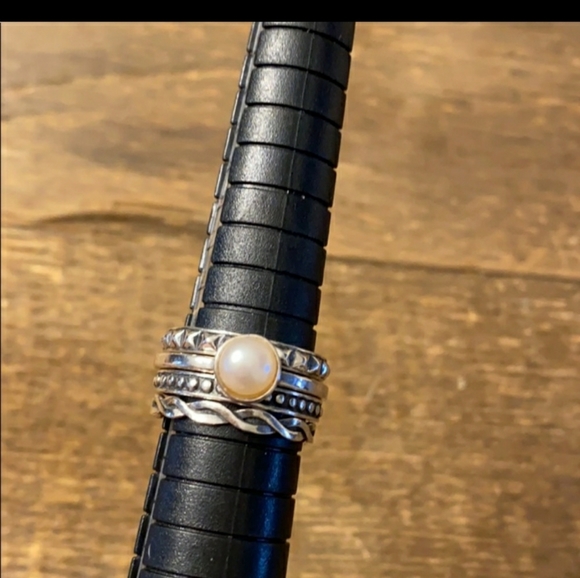 Pandora Jewelry - PANDORA STERLING SILVER TWISTED STACKABLE RING 6